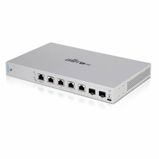 Ubiquiti UniFi 10 Gigabit 6-Port 802.3bt PoE++ 2SFP+ Switch